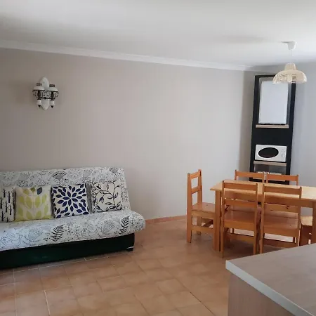 Tatil Evi Les De L'arbousier Quissac (Gard)