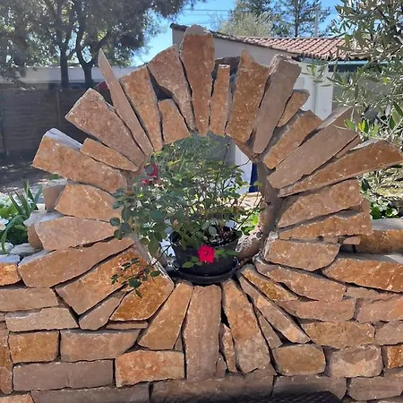 Tatil Evi Les De L'arbousier Quissac (Gard)